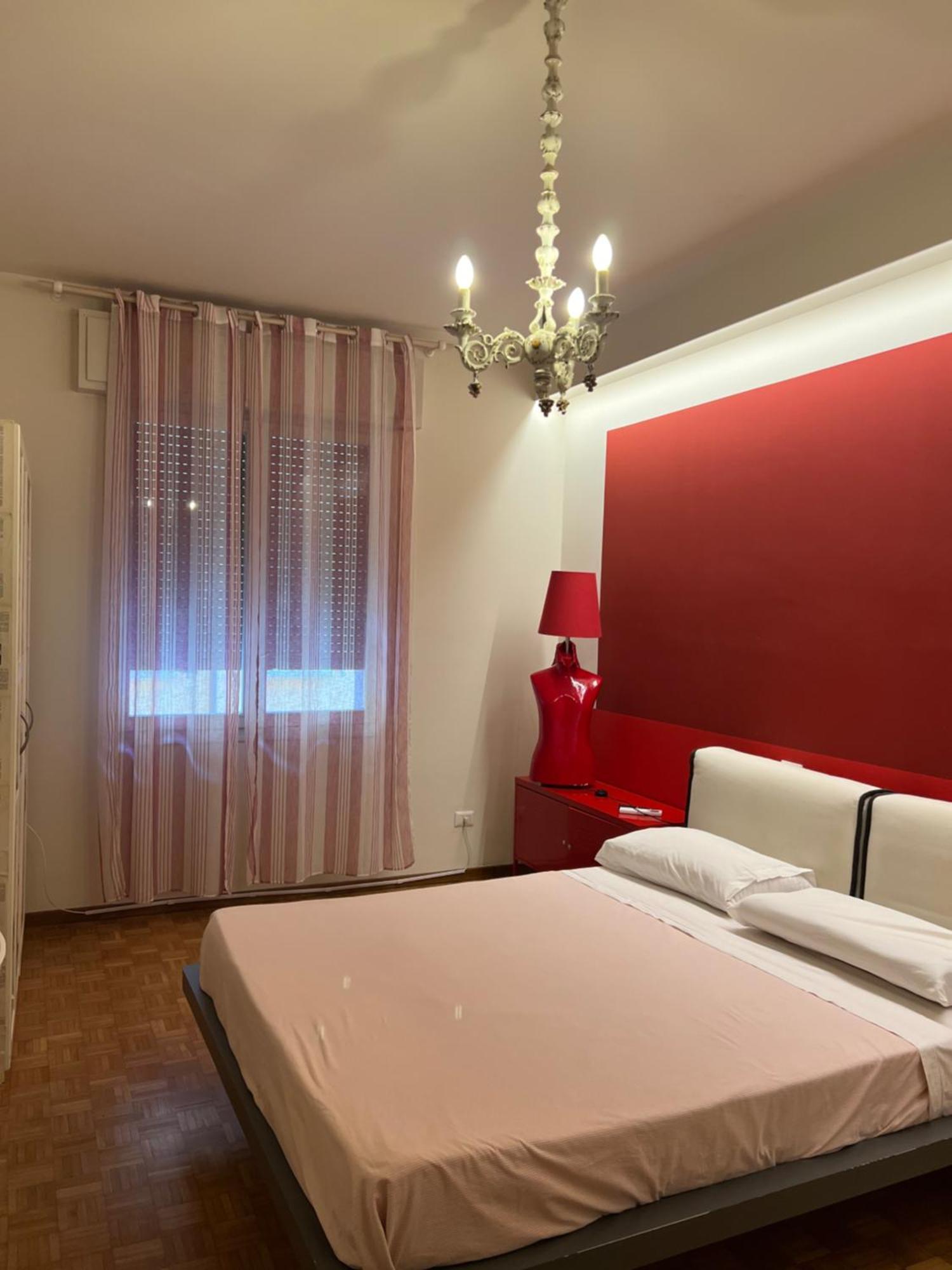 Hotel Moonlight Centro Bolonia Zewnętrze zdjęcie