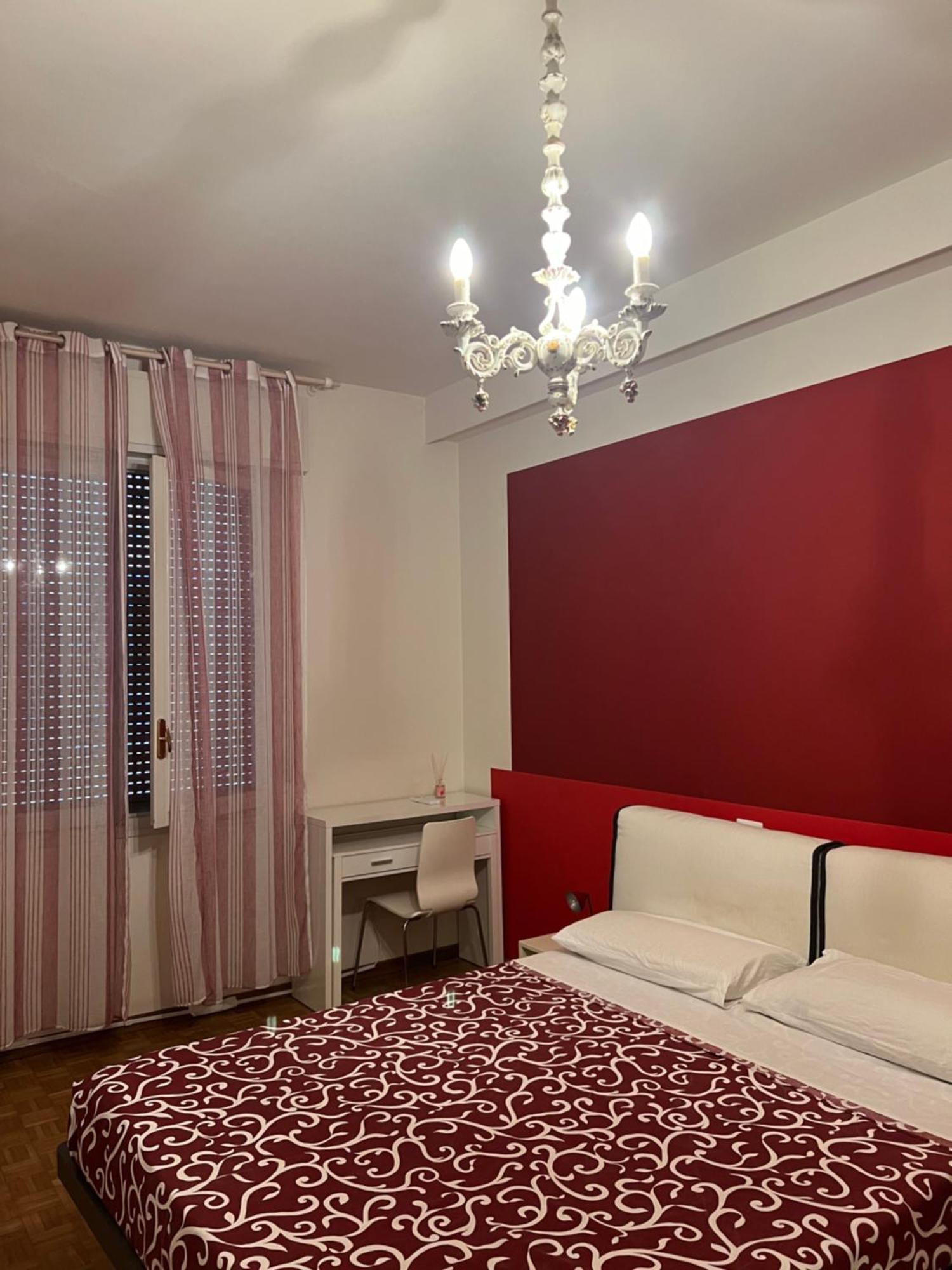 Hotel Moonlight Centro Bolonia Zewnętrze zdjęcie